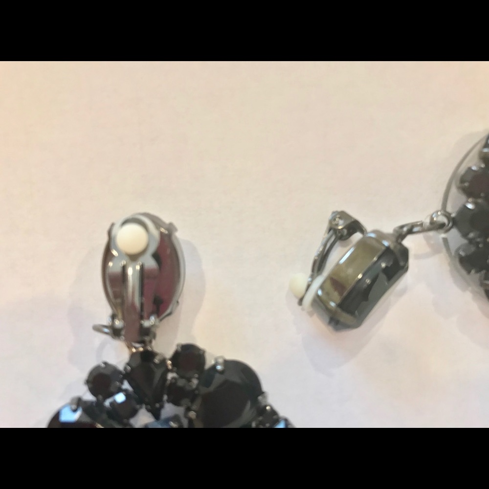Large black glass ear rings. Clip on. - Picture 5 of 7